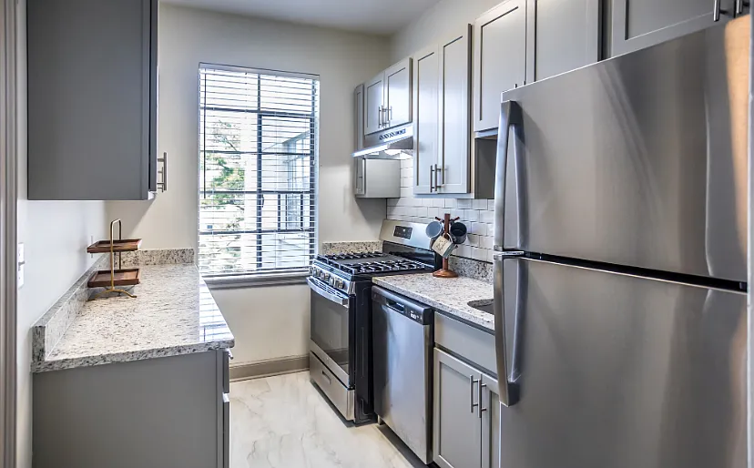 Kimbrough Tower Apartments — Photo 2