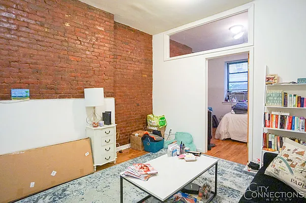 Rented by City Connections Realty | media 25