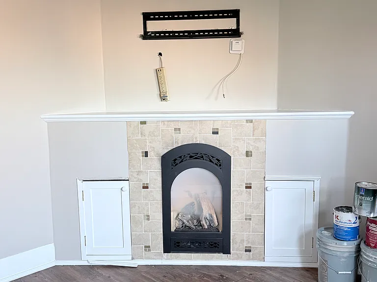 906 E Marine View Dr #1 — Photo 2