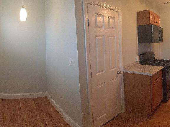 3rd image of 55 Spear St APT 9