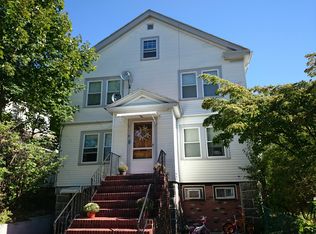 31 Chesbrough Rd, West Roxbury, MA 02132