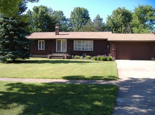 8670 Dan Dr, North Royalton, OH 44133