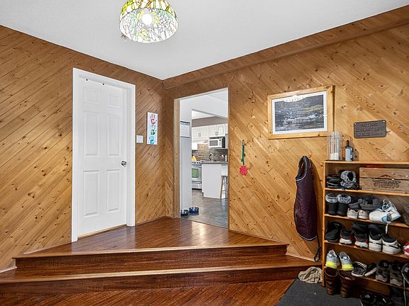 5th image of 11760 272nd St