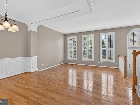 5th image of 7502 Shirley Hunter Way