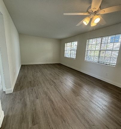 5th image of 2220 Ticknor Dr #6