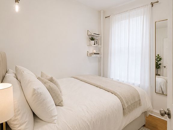 5th image of 315 10th Ave APT 2