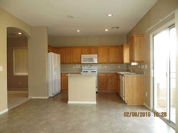 4th image of 874 Shining Rose Pl