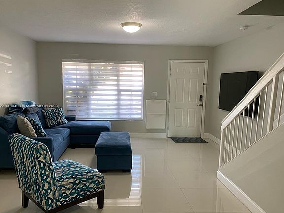 4th image of 390 NW 86th Pl #2072