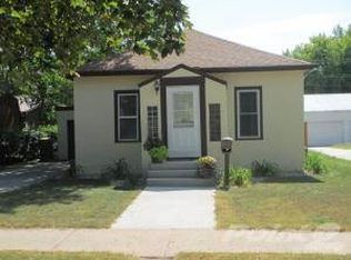 205 W 13th Ave, Mitchell, SD 57301