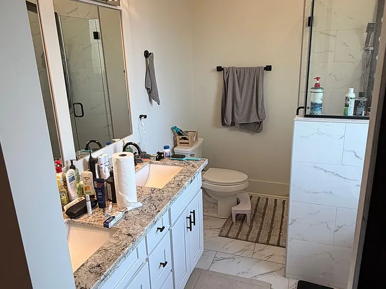 2708 Burns St — Photo 10