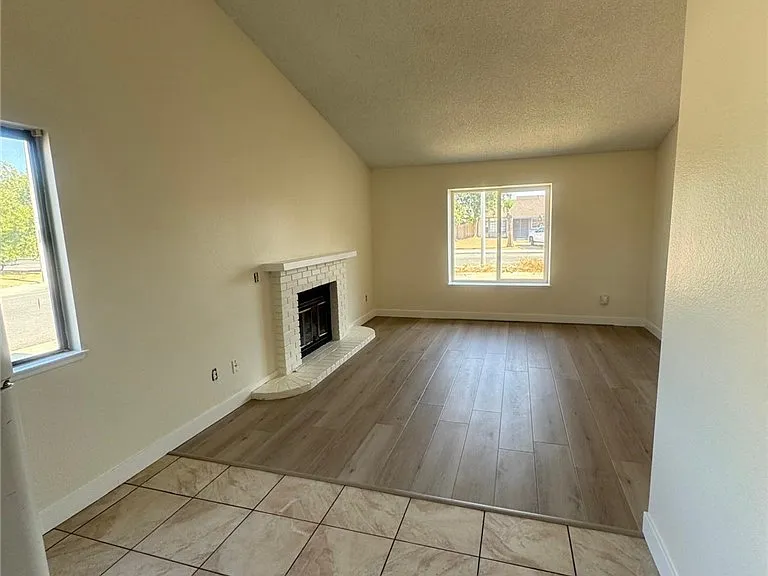 3133 Heather Ave — Photo 3
