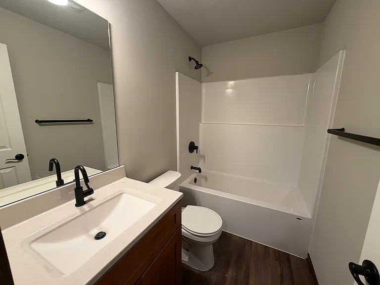 6452 Maple View Ct — Photo 11