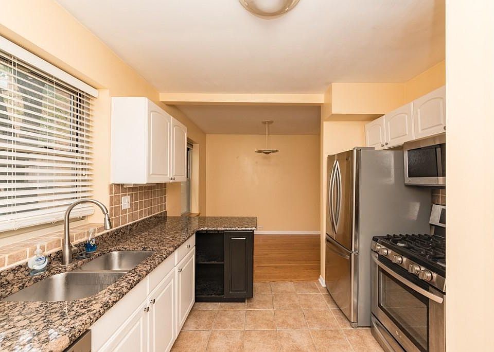1st image of 4948 N Wolcott Ave #1A