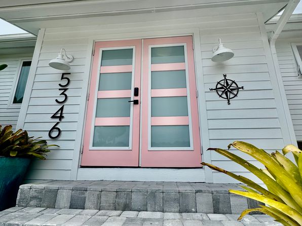 5346 Calle Florida