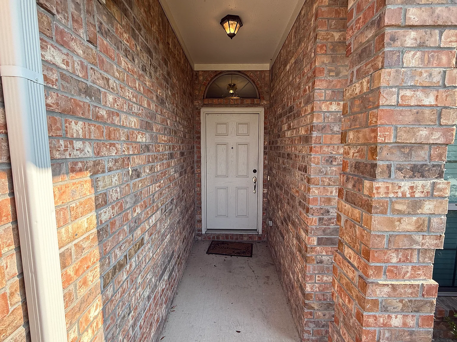 4 bed, 1528 sqft, $2,100 — Photo 4