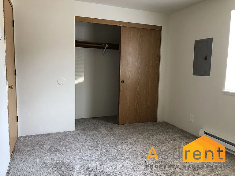 427 Plum St — Photo 9
