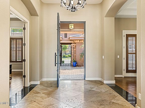 5th image of 2278 N 159TH Drive