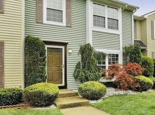11 Rodio Ct, Sayreville, NJ