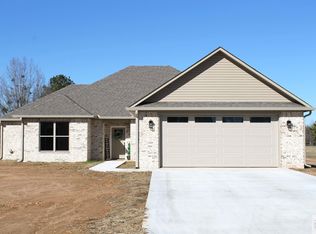 254 Kentucky Cir, Hooks, TX 75561