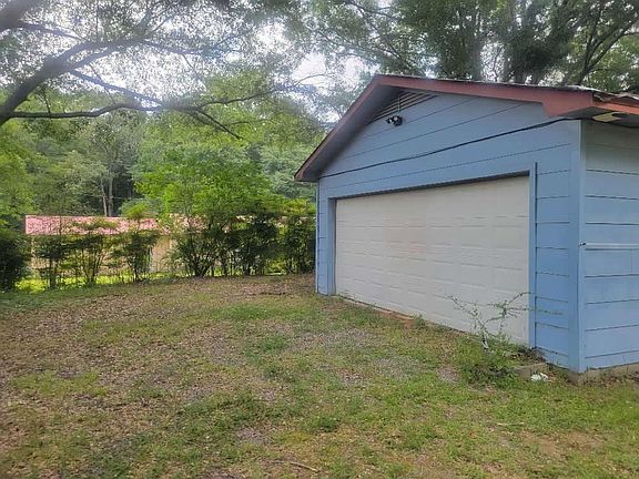 3rd image of 44 Red Bird Ln