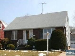 10 Donna Dr, Wood Ridge, NJ 07075