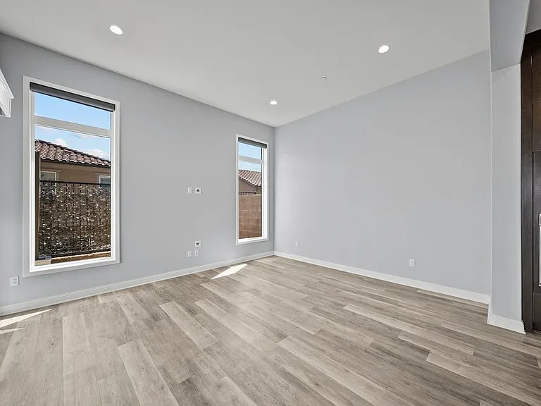 20752 Spruce Cir — Photo 25