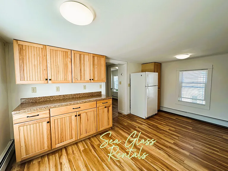 12 Dummer St #2 — Photo 3