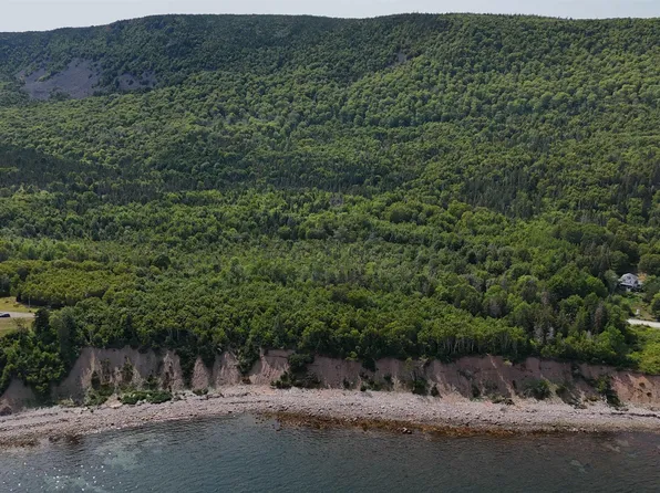 New Campbellton Road Cpe, Dauphin, NS B1X 1X5
