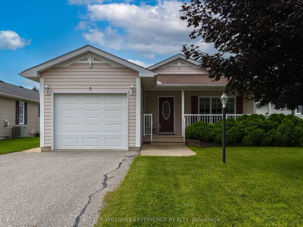 6 Virginia Ave, Wasaga Beach, ON L9Z 3A8