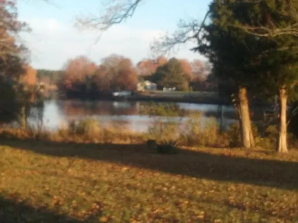 1483 Wilton Rd, Hague, VA 22469