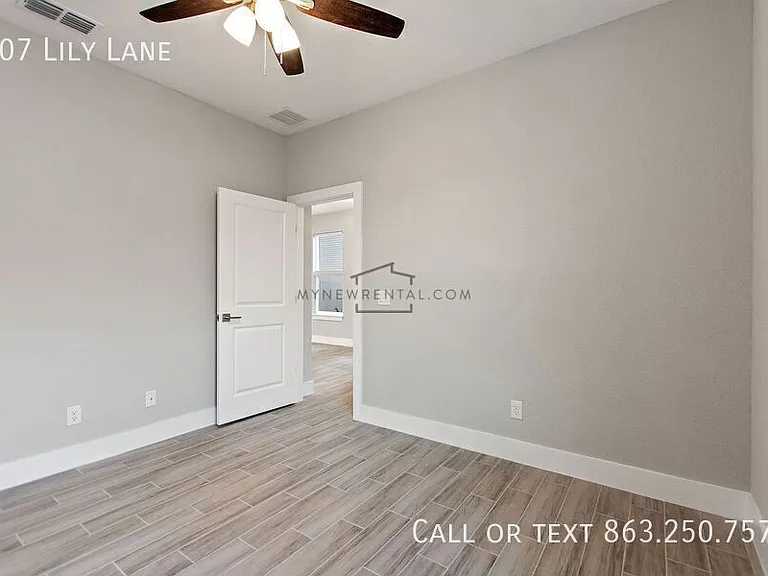 107 Lily Ln — Photo 24