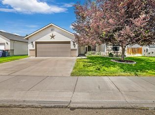 655 Castlewood Dr, Twin Falls, ID 83301