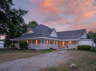 56 Eaves Dr, Temple, GA 30179