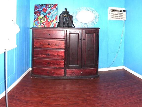4th image of 751 Spindrift St #751