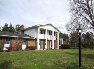 6933 Gura Rd, Athens, OH 45701