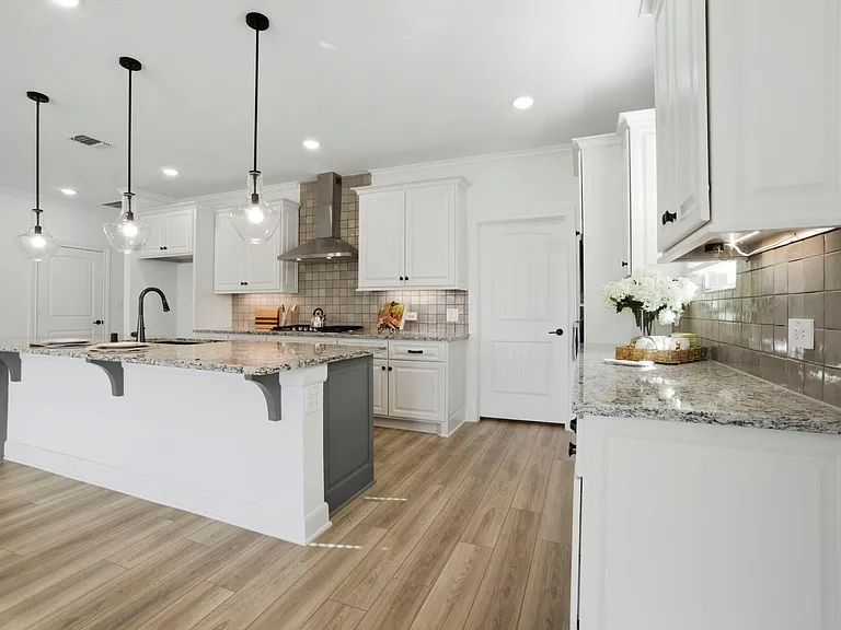 9727 Rockwell Dr — Photo 19