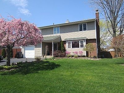 2nd image of 64 Boulevard Ave