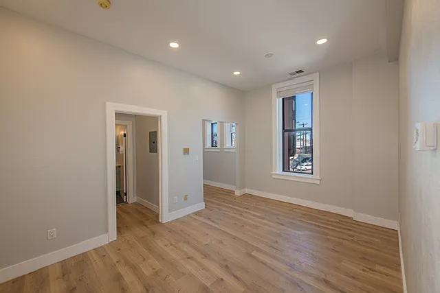 101 W B St #203 — Photo 16