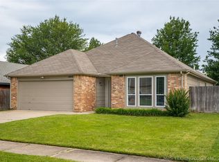 1604 W Fort Worth St, Broken Arrow, OK 74012