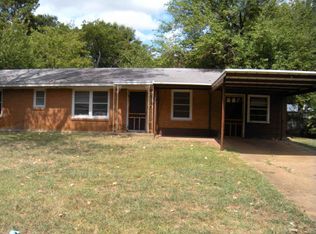 1855 Cedar St, Paris, TX 75460