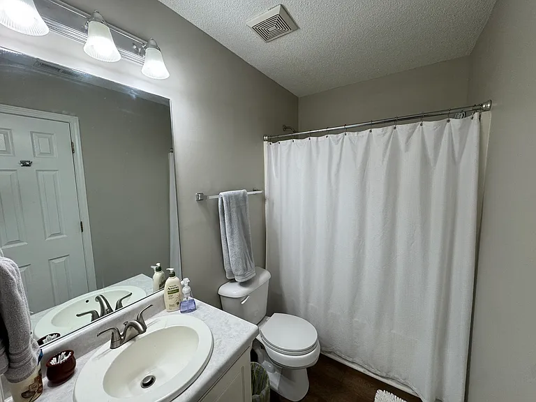 8 Hampton Oaks Pl — Photo 10