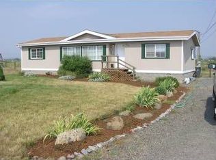 6868 Pico Dr, Central Pt, OR 97502