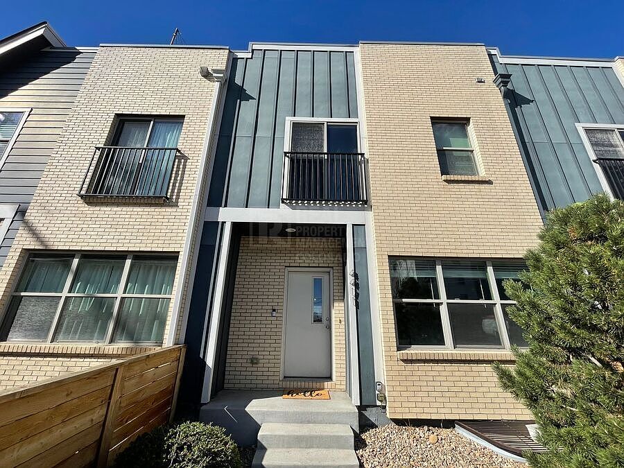 1st image of 4411 E Jewell Ave
