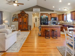 371 E Renoir Rd, Defuniak Springs, FL 32433