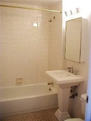 Rented by Harlem Lofts | media 55