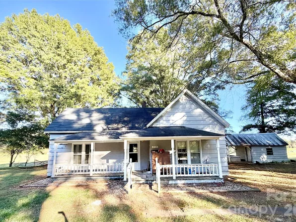 2120 Three Forks Church Rd, Taylorsville, NC 28681