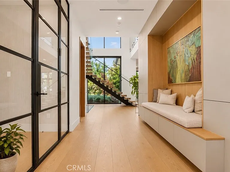 5050 Arundel Dr — Photo 12