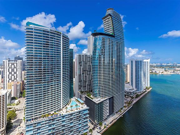 4th image of 485 Brickell Ave APT 4004