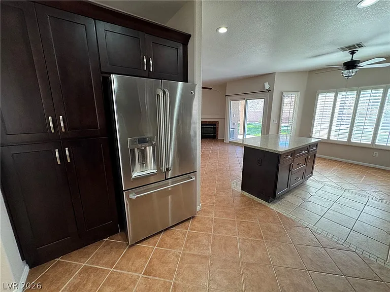 787 Fairway Dr — Photo 9