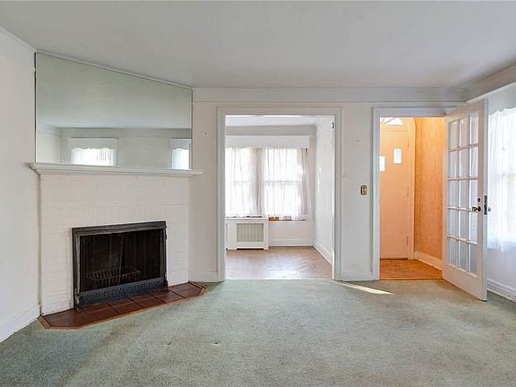 5th image of 81 Cambridge Ave
